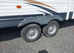 2014 PROWLER 33PBH