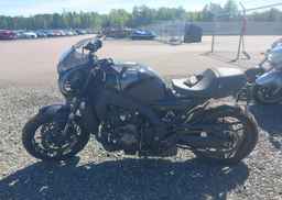 2024 YAMAHA XSR900