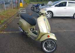 2021 VESPA PRIMAVERA