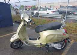 2021 VESPA PRIMAVERA