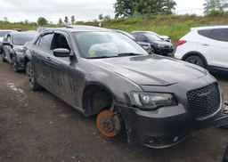 2015 CHRYSLER 300 S