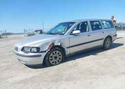 2004 VOLVO V70 2.4