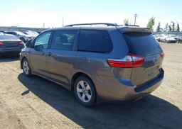 2019 TOYOTA SIENNA LE 8-PASSENGER