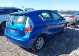 2014 TOYOTA Prius c