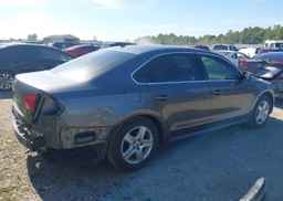 2014 VOLKSWAGEN PASSAT S