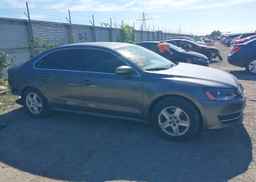 2014 VOLKSWAGEN PASSAT S