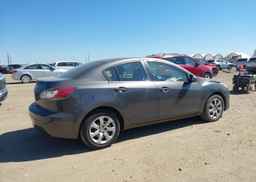 2013 MAZDA MAZDA3 GX