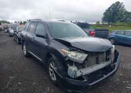 2011 TOYOTA HIGHLANDER