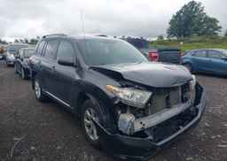 2011 TOYOTA HIGHLANDER