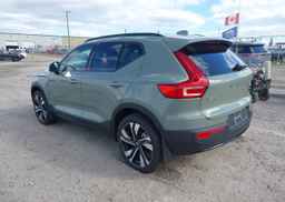 2024 VOLVO XC40 ULTIMATE