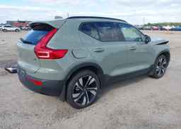 2024 VOLVO XC40 ULTIMATE