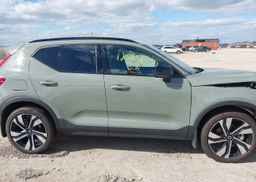 2024 VOLVO XC40 ULTIMATE