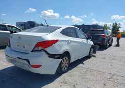 2012 HYUNDAI ACCENT
