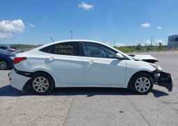 2012 HYUNDAI ACCENT