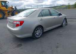 2014 TOYOTA CAMRY LE