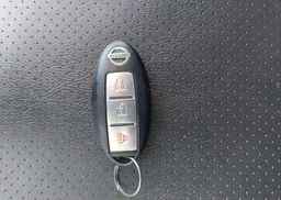 2012 NISSAN ROGUE SV W