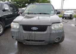 2005 FORD ESCAPE XLT