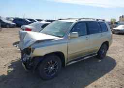 2003 TOYOTA HIGHLANDER LIMITED
