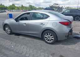 2016 MAZDA 3 TOURING