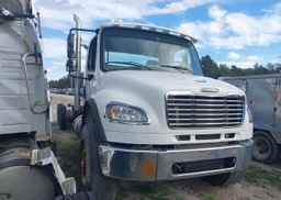 2021 FREIGHTLINER M2 106