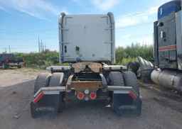 2014 FREIGHTLINER 122SD
