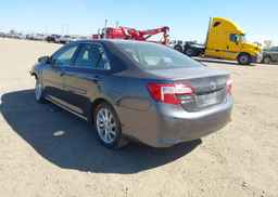 2014 TOYOTA CAMRY LE