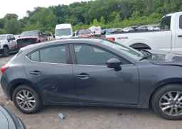 2014 MAZDA MAZDA3 GS-SKY