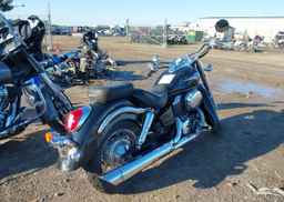 2003 HONDA VT750 CD