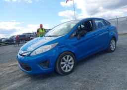 2013 FORD FIESTA SE