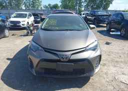 2018 TOYOTA COROLLA SE