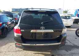 2013 TOYOTA HIGHLANDER PLUS