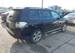 2013 TOYOTA HIGHLANDER PLUS