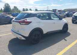 2024 NISSAN KICKS SR
