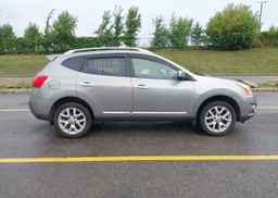 2012 NISSAN ROGUE