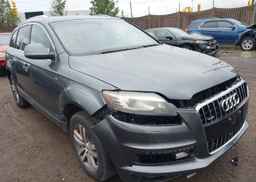 2013 AUDI Q7
