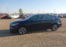 2021 KIA FORTE EX
