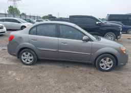 2010 KIA RIO