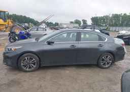 2024 KIA FORTE EX