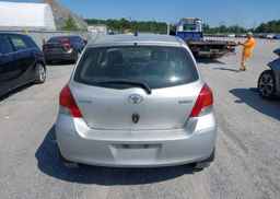 2010 TOYOTA YARIS LE