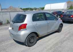 2010 TOYOTA YARIS LE