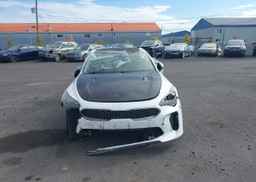 2019 KIA STINGER PREMIUM