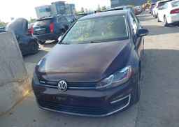 2018 VOLKSWAGEN E-GOLF SEL PREMIUM