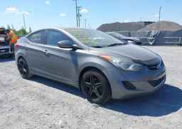 2013 HYUNDAI ELANTRA GL