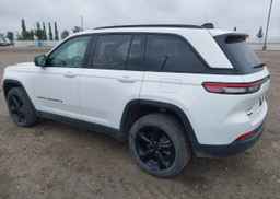 2024 JEEP GRAND CHEROKEE LAREDO