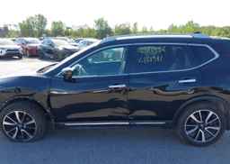 2017 NISSAN ROGUE SV