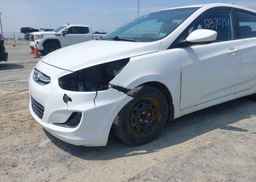2017 HYUNDAI ACCENT GL
