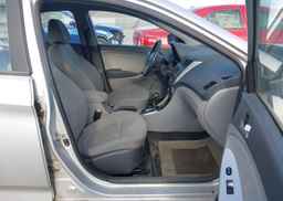 2012 HYUNDAI ACCENT