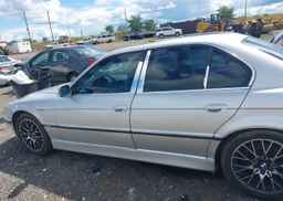 2001 BMW 740I
