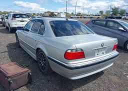 2001 BMW 740I