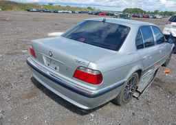 2001 BMW 740I
